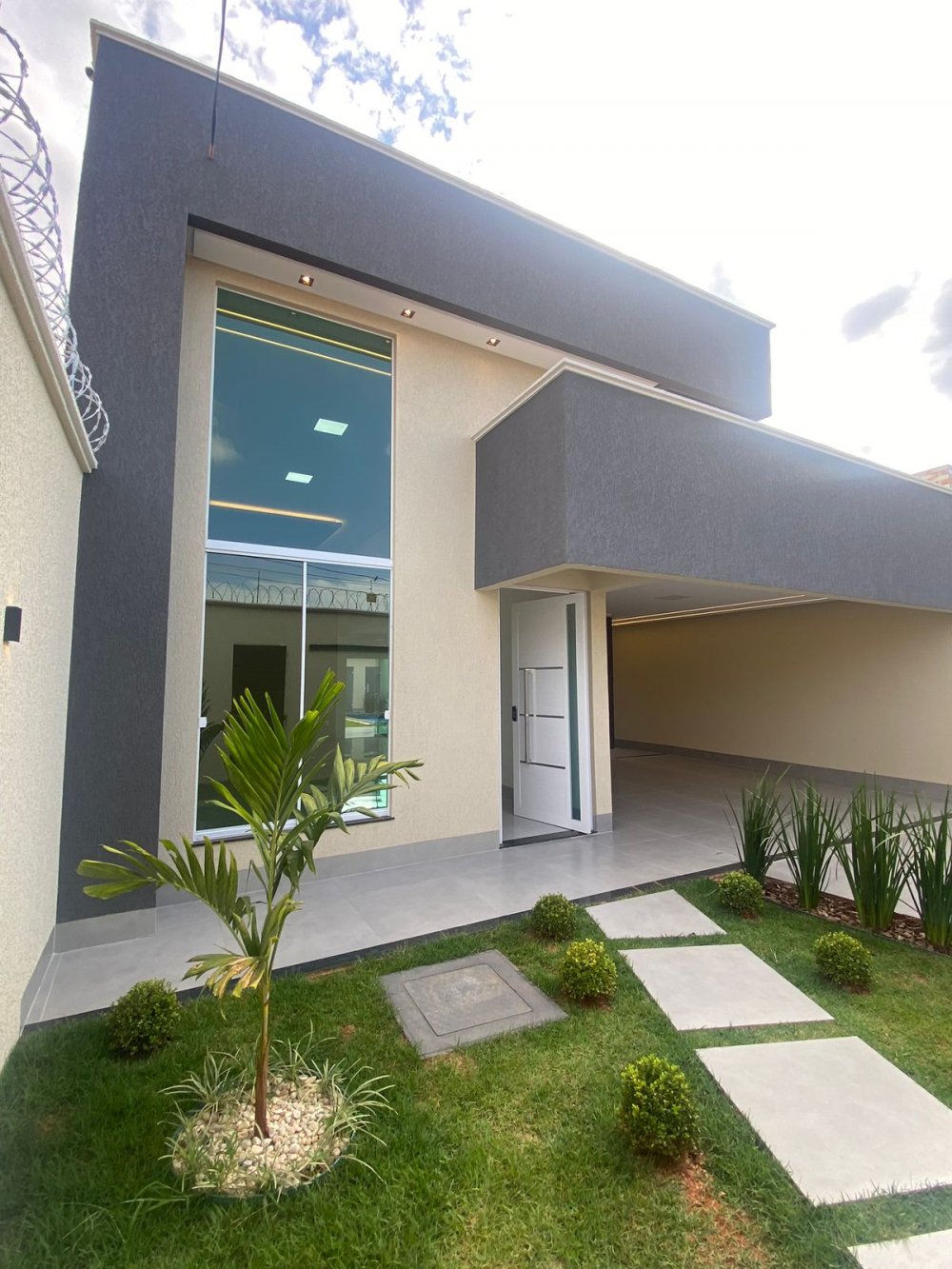 Casa - Venda - Jardim Gramado - Goinia - GO